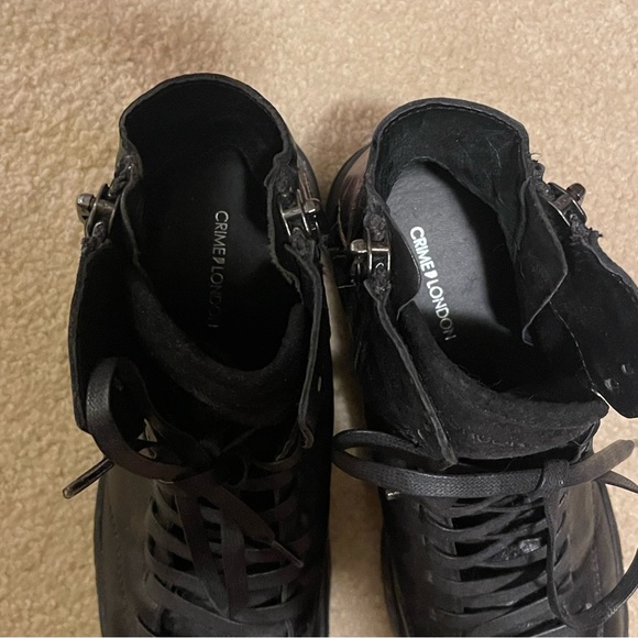 NWOT Crime London Black Leather Moto Boot with Stars on back - Picture 13 of 13